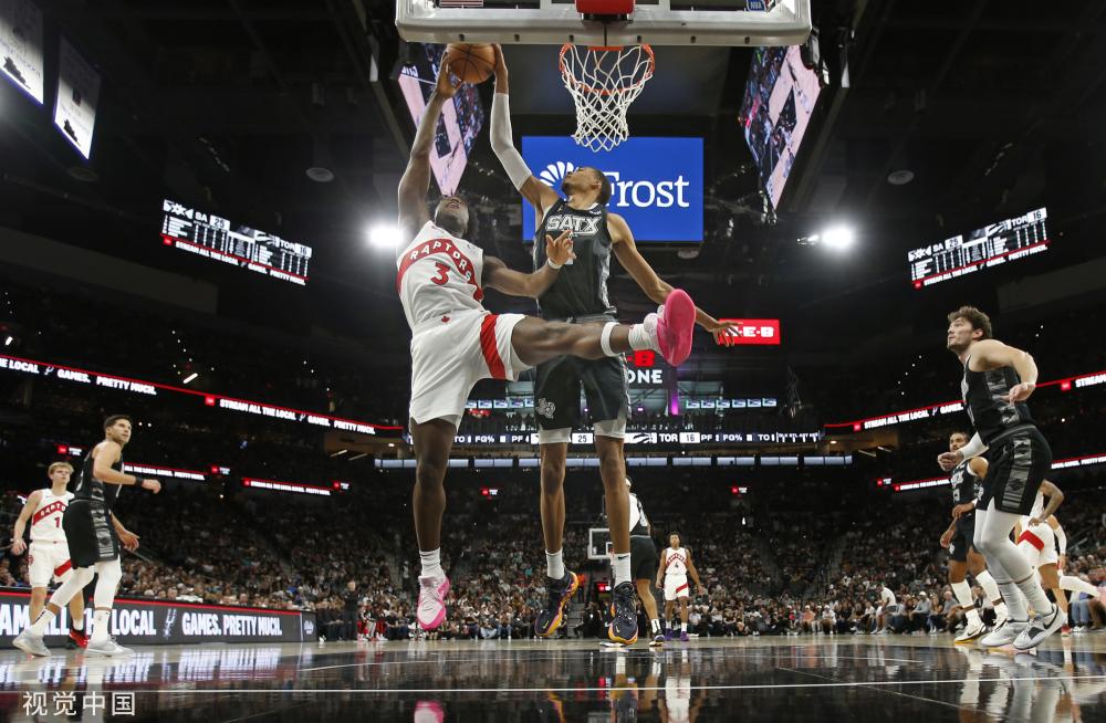 两位球员不 两位球员不